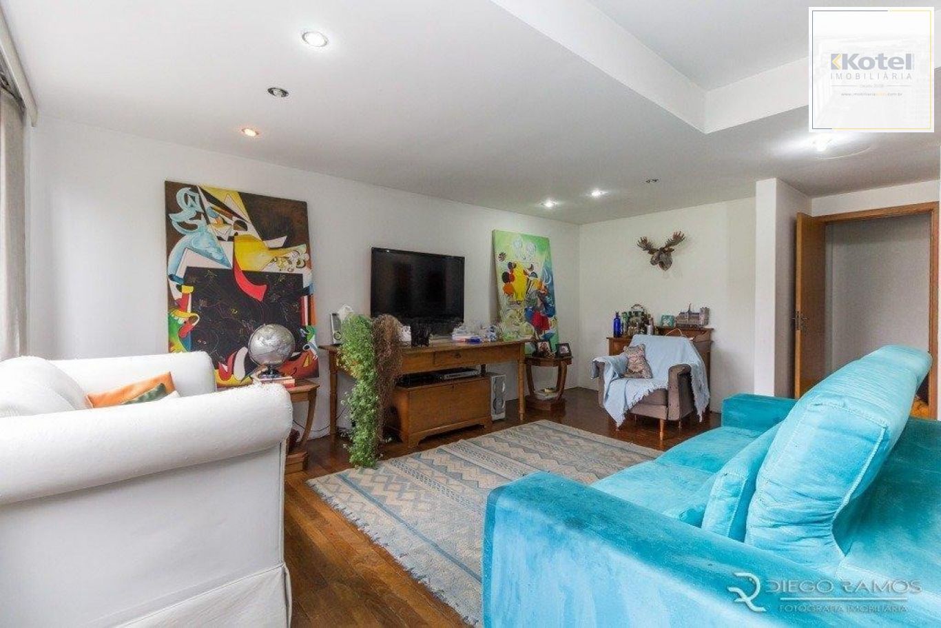 Apartamento 3 Dormitórios, suíte, Vaga e Elevador no bairro Auxiliadora — foto 5