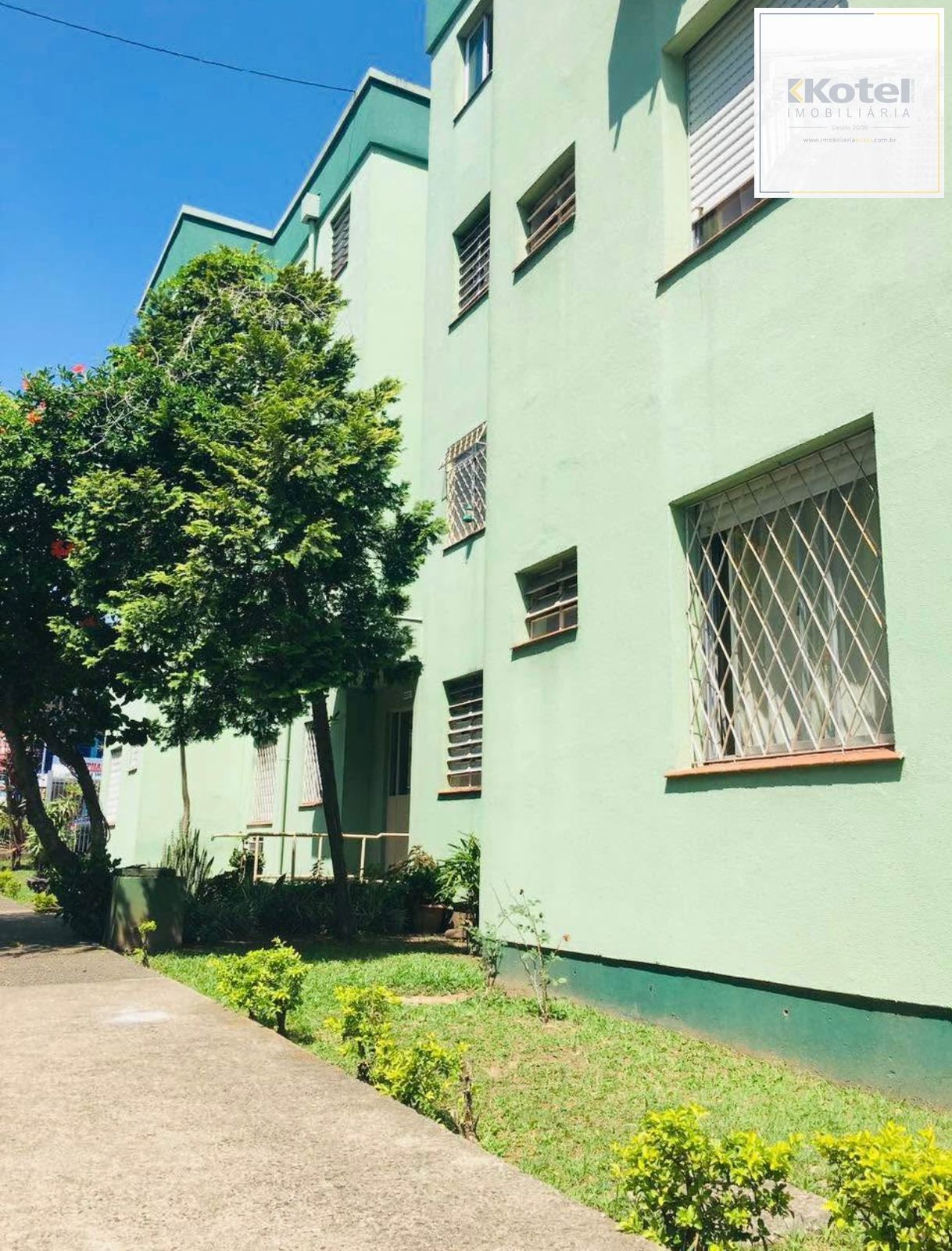 Apartamento térreo de 2 dormitórios bairro Morro Santana