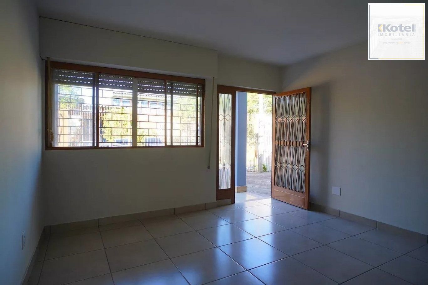 Casa de 3 dormitórios no bairro passo das Padras Porto Alegre.