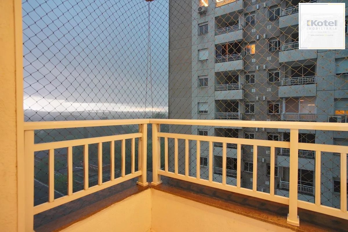 Apartamento 2 dormitórios suíte, elevador, infra e vaga coberta na Farrapos