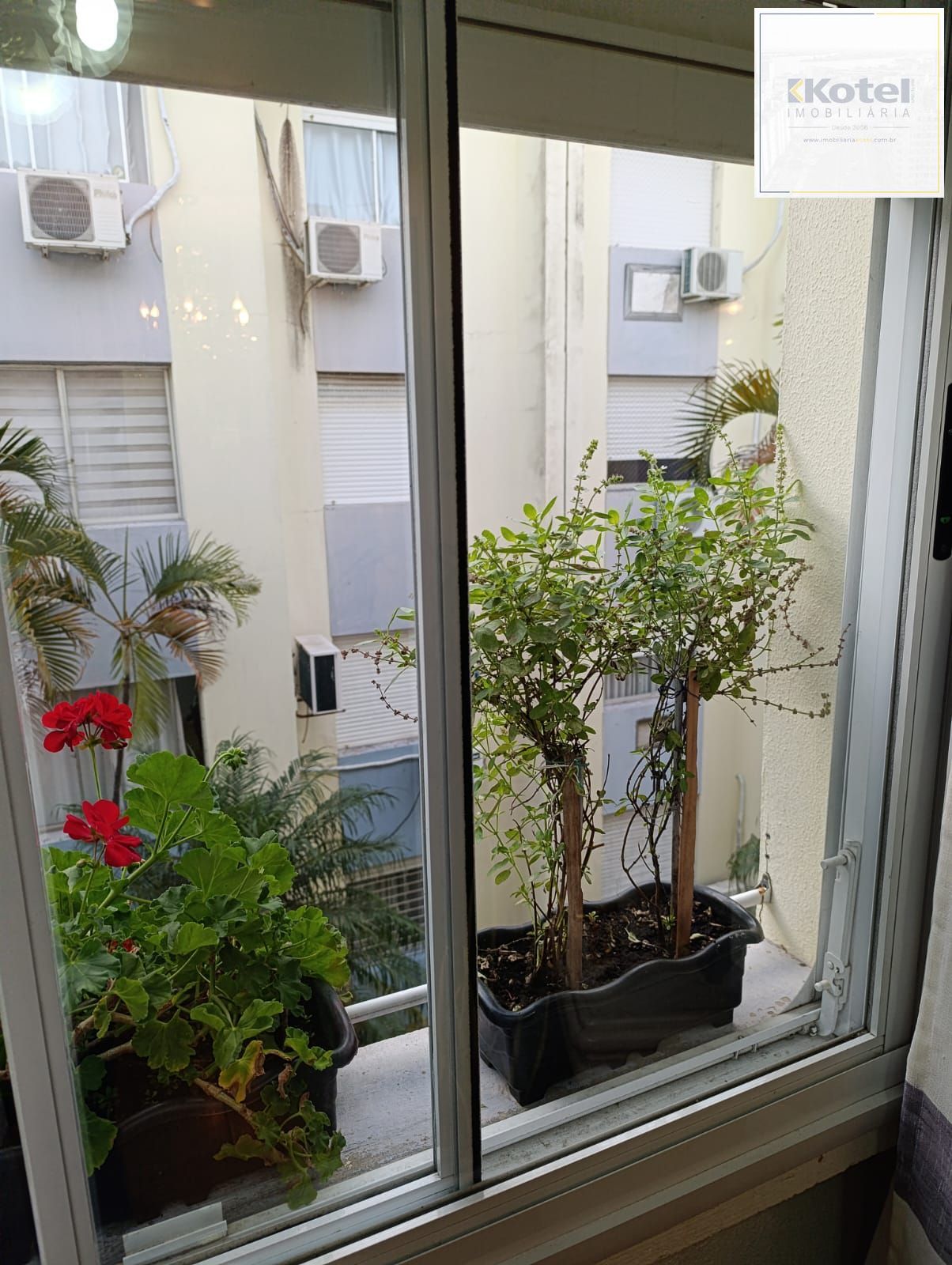 Apartamento de 1 dormitório, 1 vaga no bairro Sarandi — foto 2