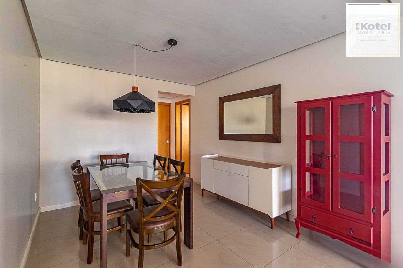 Apartamento de 2 quartos, elevador e 2 vagas no bairro Auxiliadora. — foto 3