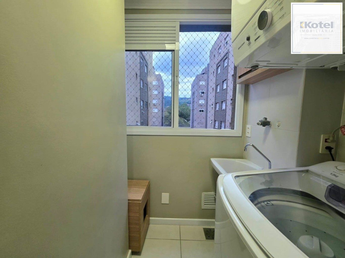 Apartamento de 3 quartos no bairro jardim carvalho. Porto Alegre