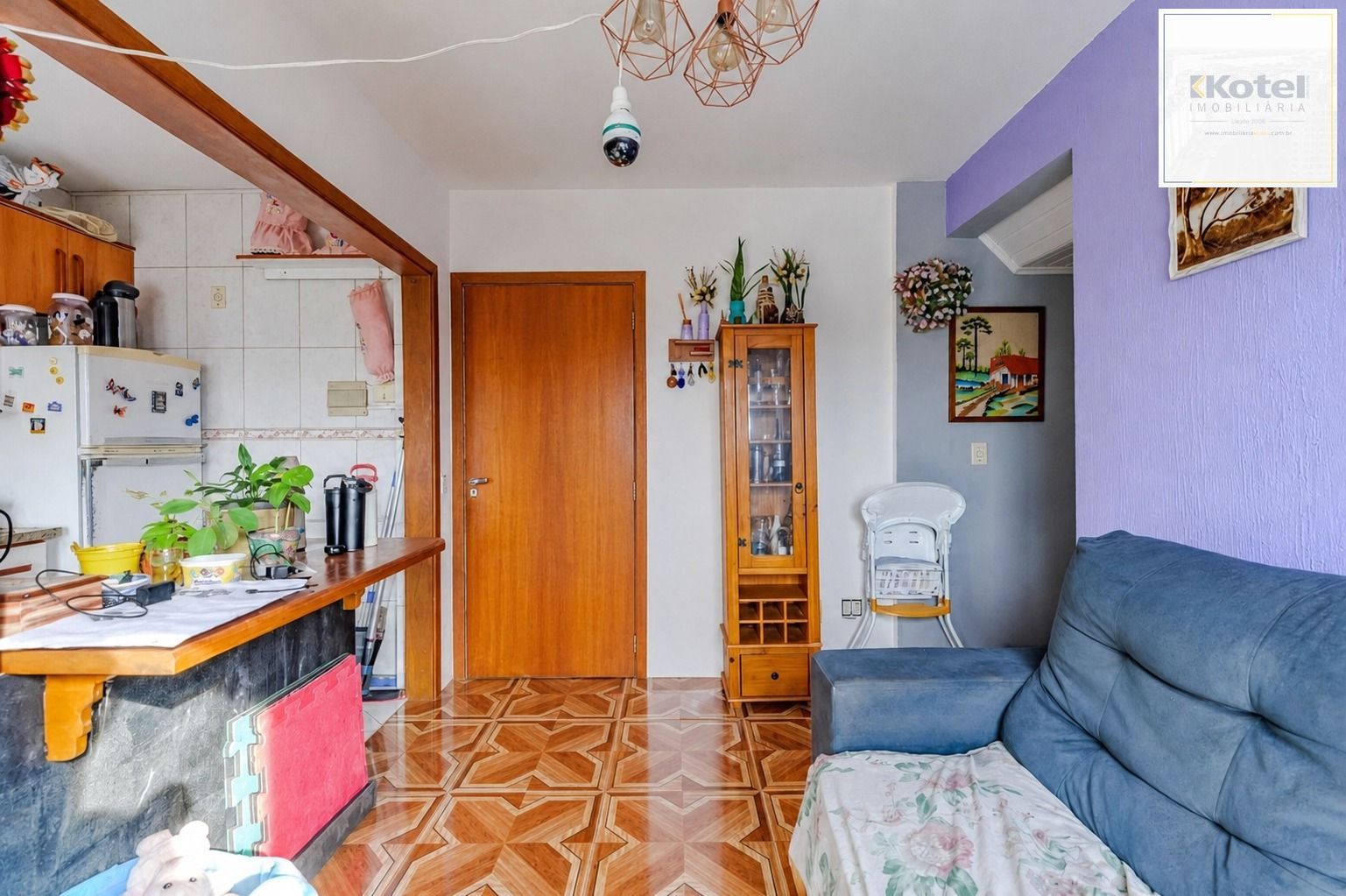Apartamento de 2 dormitórios, semi mobiliado e 47m² no bairro Camaquã. — foto 5