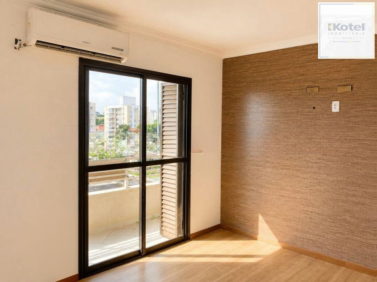 Apartamento  de 3 dormitórios e 2 vagas de garagem em Canoas.