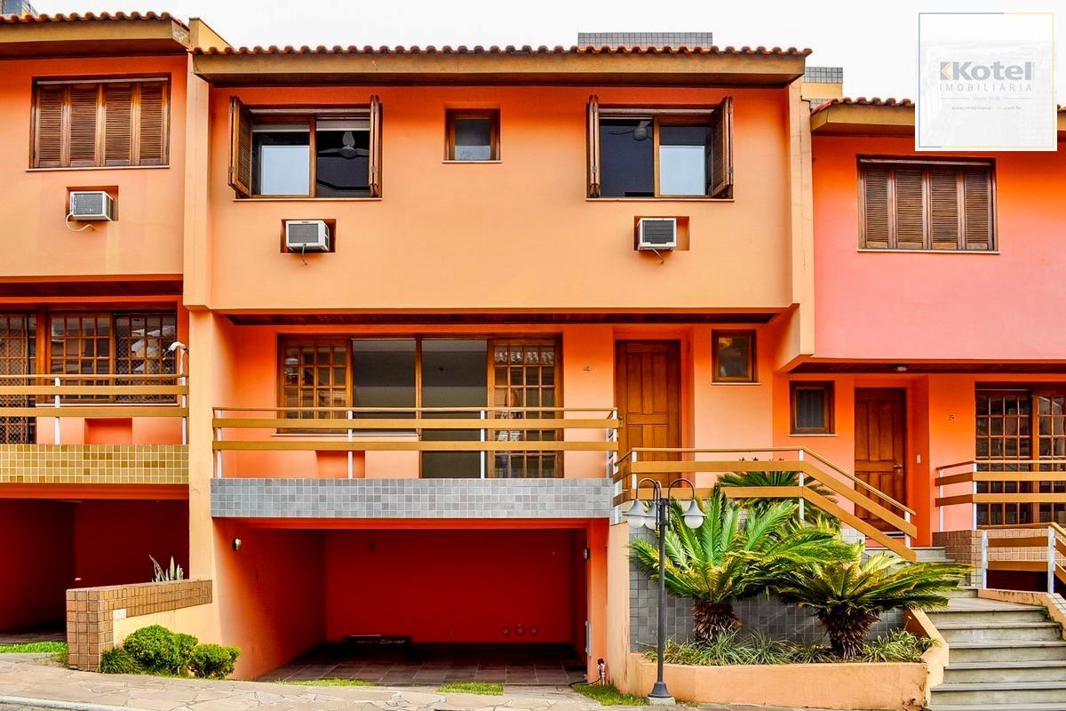 Ótima Casa condomínio pronta para morar, semi mobiliada, Bairro Menino Deus
