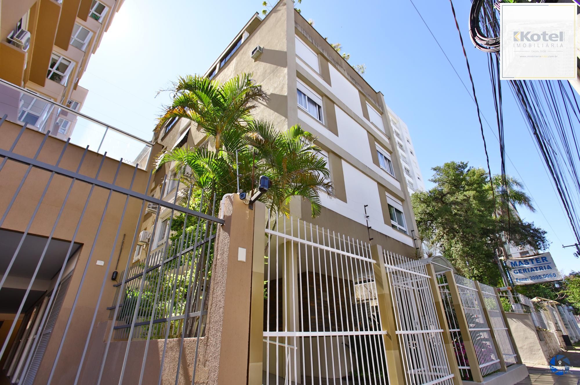 Cobertura com 3 dormitórios, 2 vagas e elevador no Bairro Santana. — foto 2