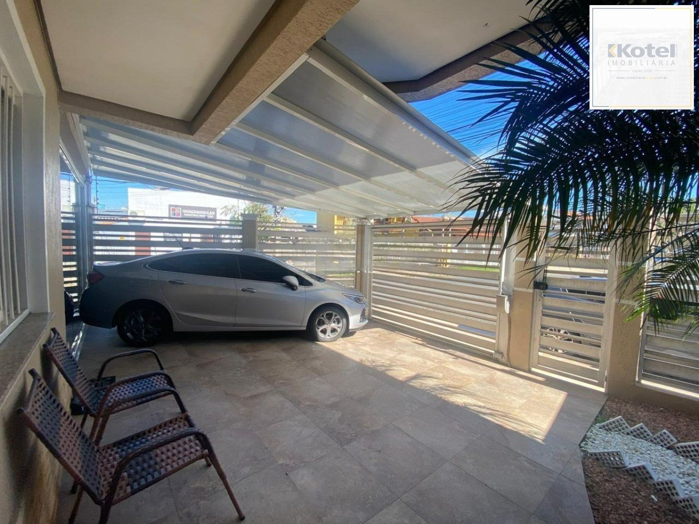 Casa de 3 quartos, 2 vagas de garagem cobertas no bairro Mato grande em Canoas.