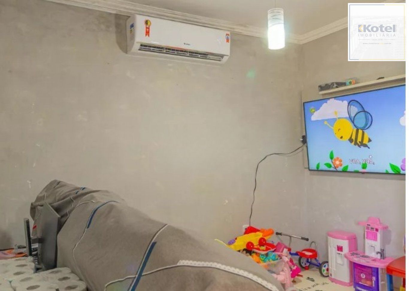 Casa de 2 Quartos e 1 vaga de garagem em Canoas.