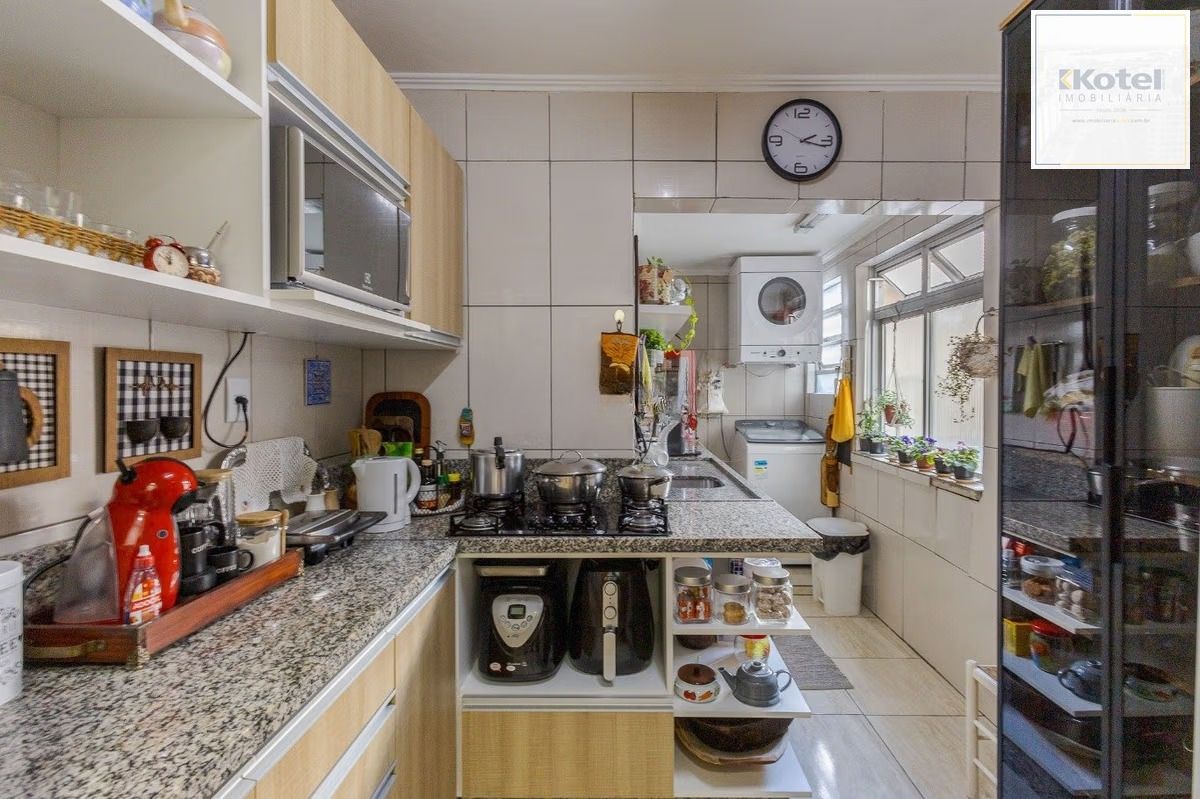 Apartamento Amplo no Rio Branco com 3 Dormitórios Próximo à UFRGS