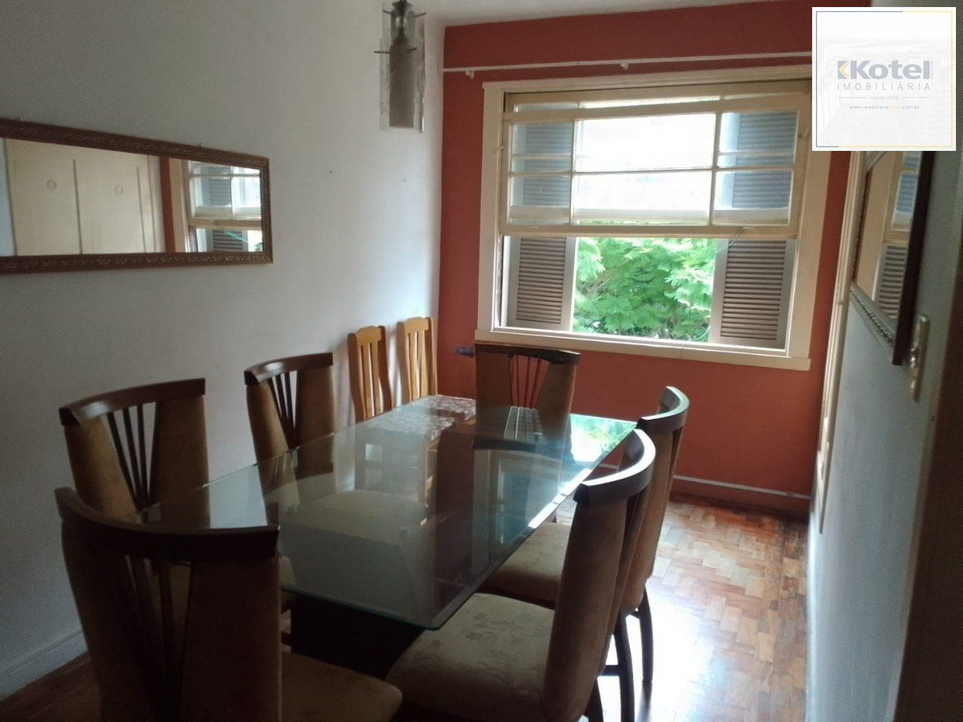 Apartamento de 2 dormitórios no Bairro petropolis em Porto Alegre. — foto 2
