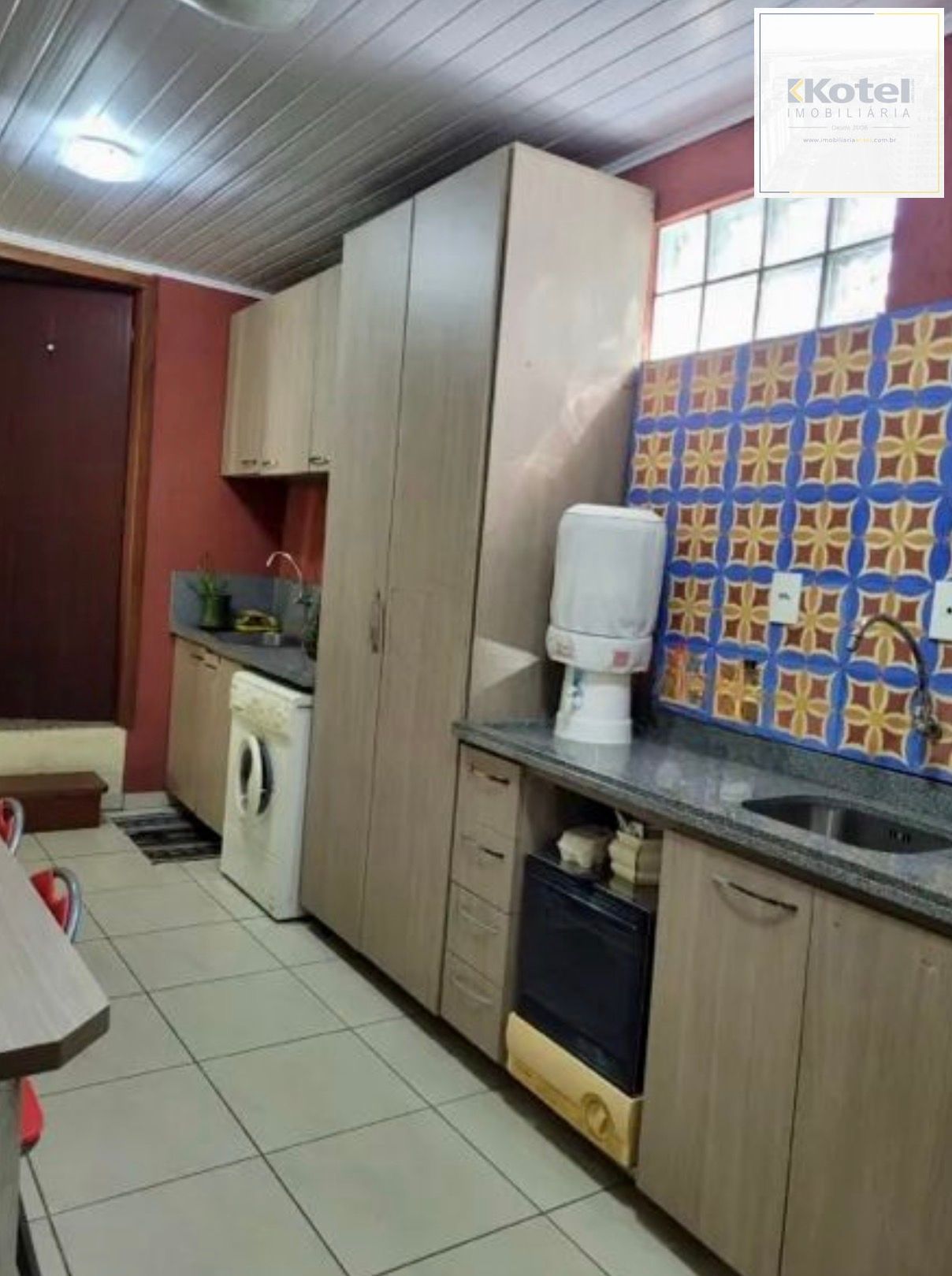 Casa com 3 dormitórios e edícula 1 d no Bairro Jardim Floresta