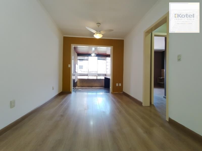 Apartamento 2 dormitórios, 1 vaga, churrasqueira e elevador no Cristo Redentor.