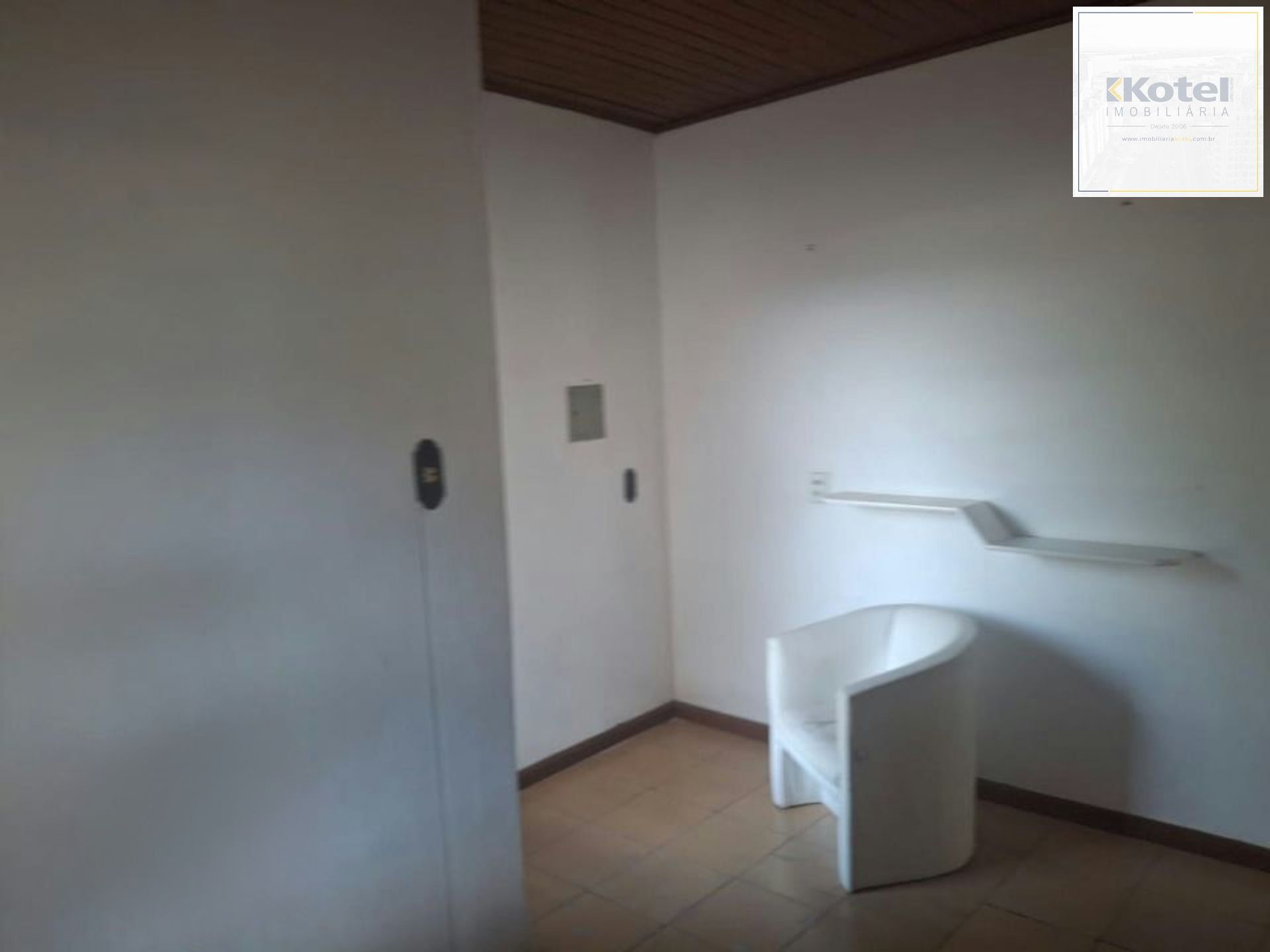 Casa 2 dormitórios com pátio e 3 vagas no Camaquã — foto 5