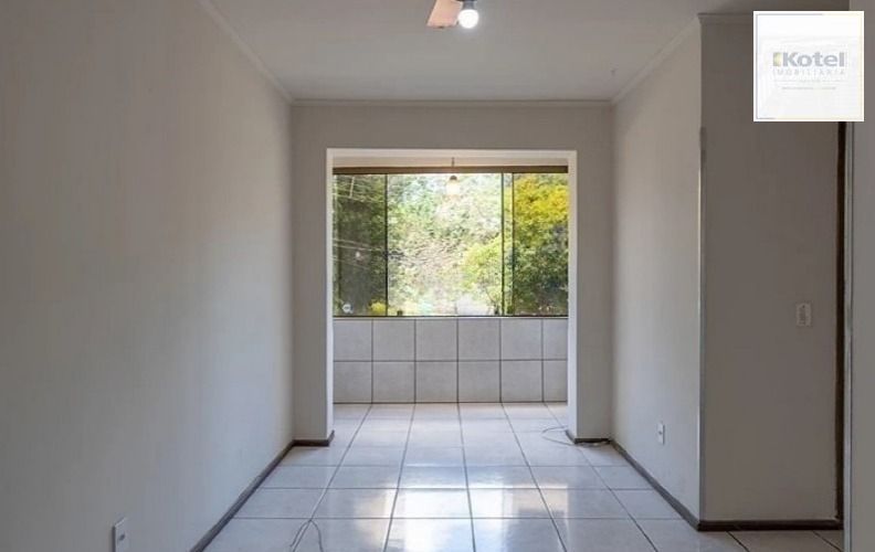 Apartamento de 2 quartos e 1 vaga no bairro Floresta