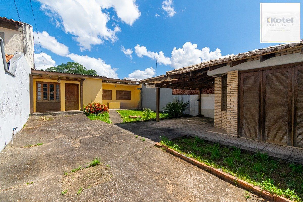 Casa de 1 dormitório e 1 vaga de garagem em Cachoeirinha.
