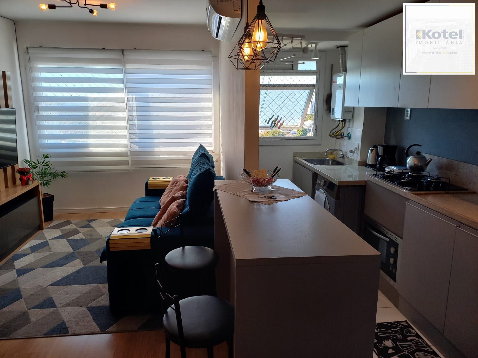 Apartamento de 2 dormitórios , 1 vaga coberta no bairro São Sebastião — foto 3