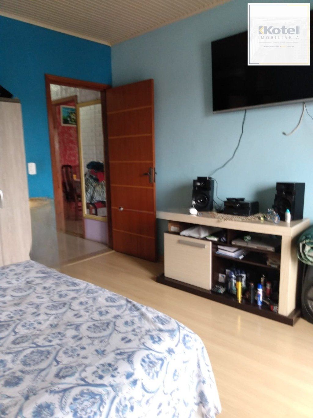 Casa com 3 dormitórios e 3 vagas de garagem em  Cachoeirinha.