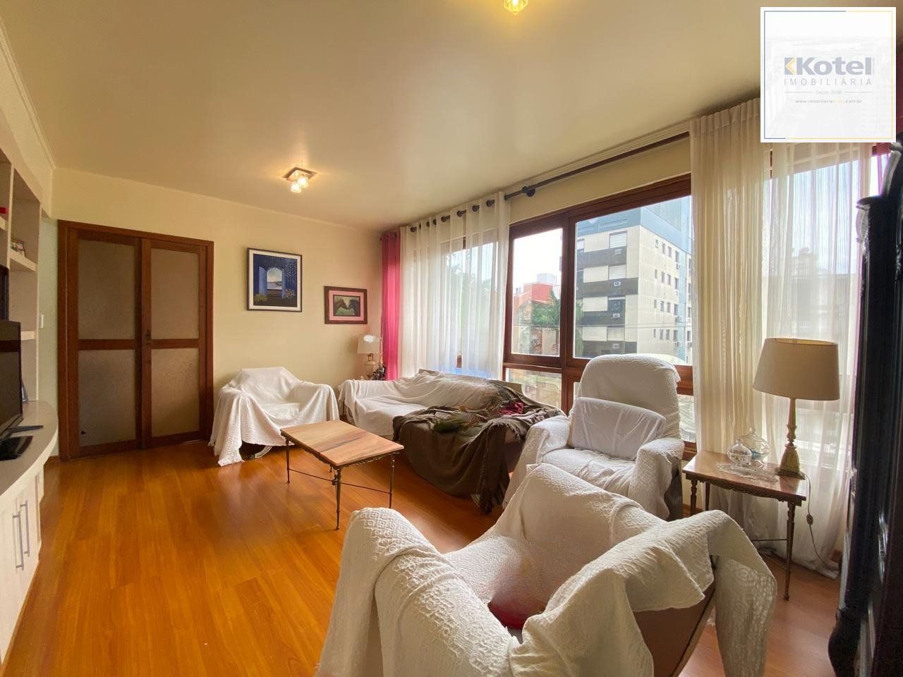 Apartamento com 3 quartos, 1suíte, 3 vagas e 146m² à venda em Bela Vista.