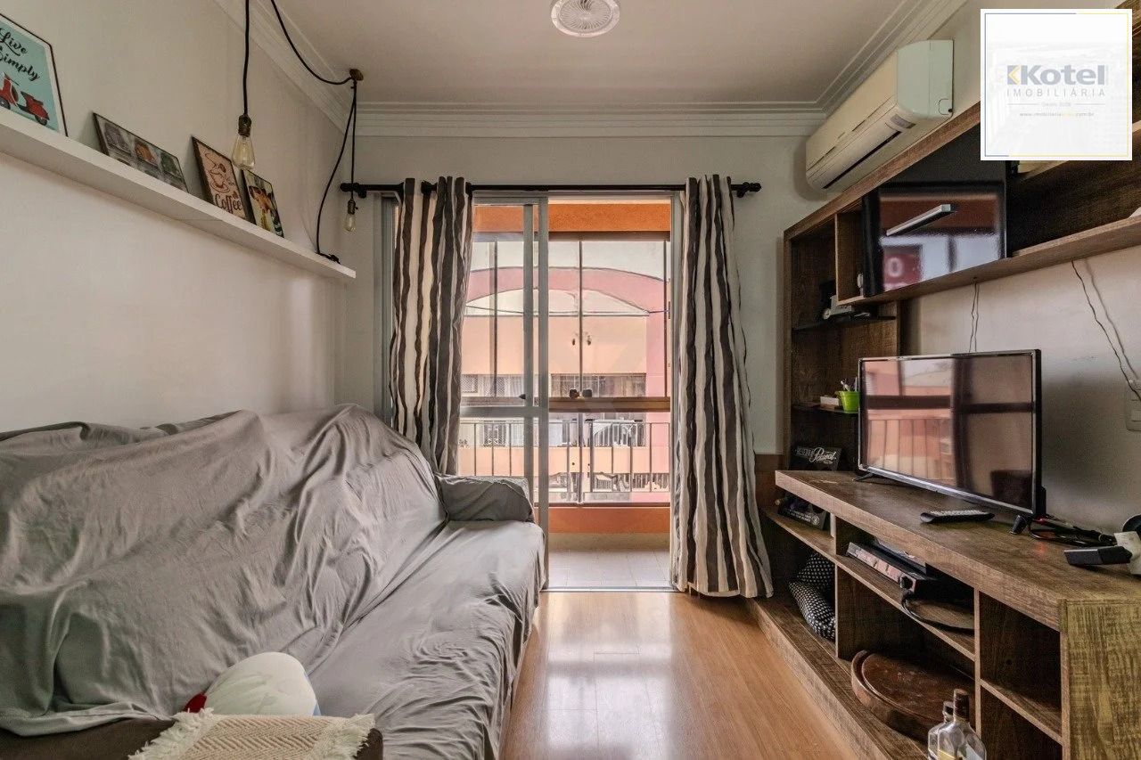 Apartamento 2 Dormitórios com 1 vaga coberta e elevador no Alto Petrópolis