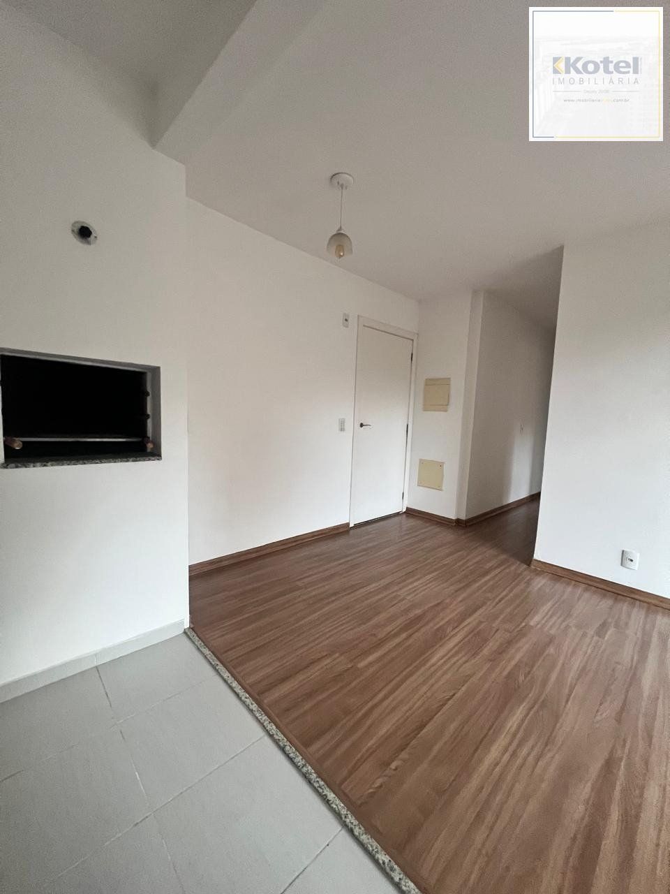 Apartamento 2 Dormitórios, com Elevador e Vaga no Morro Santana — foto 5