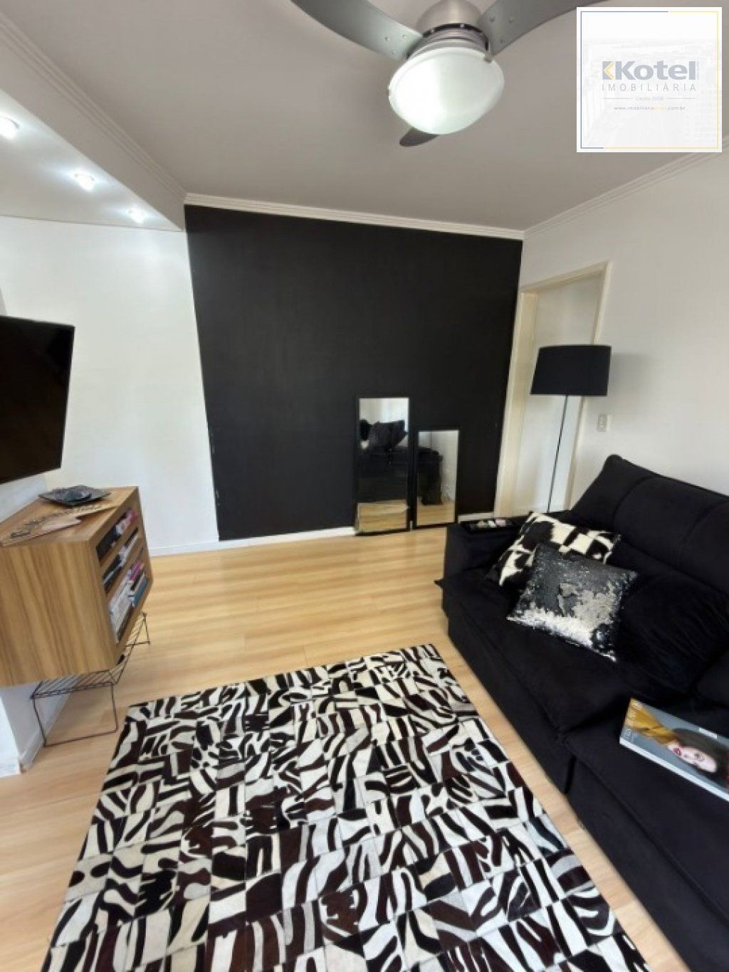 Apartamento 2 quartos mobiliado no Menino Deus
