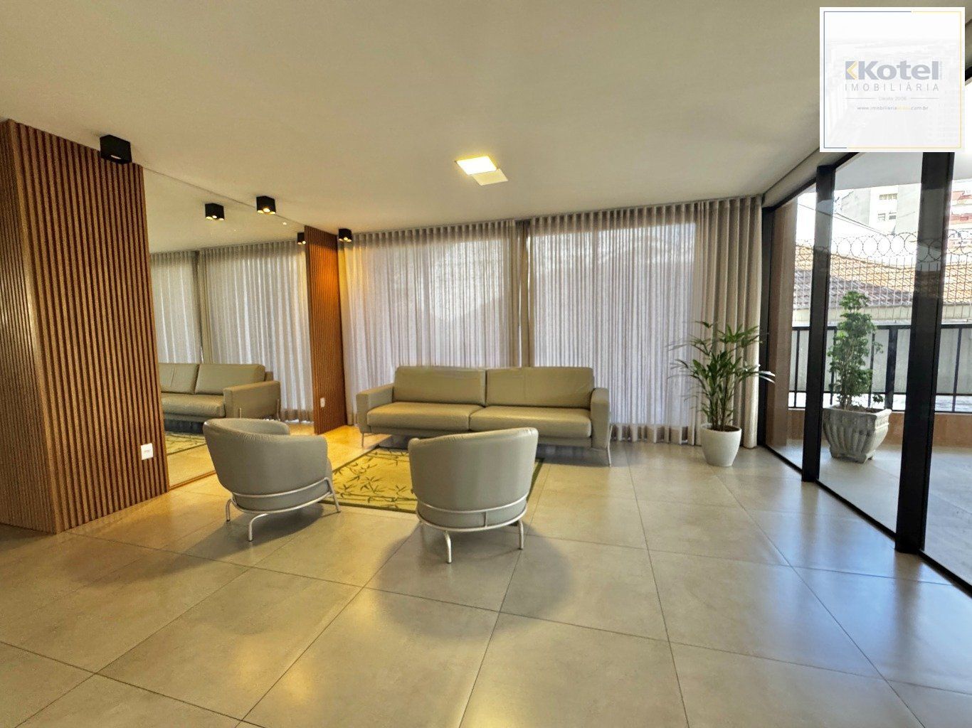Apartamento de 3 dormitórios, elevador e 1 vaga de garagem em Canoas.