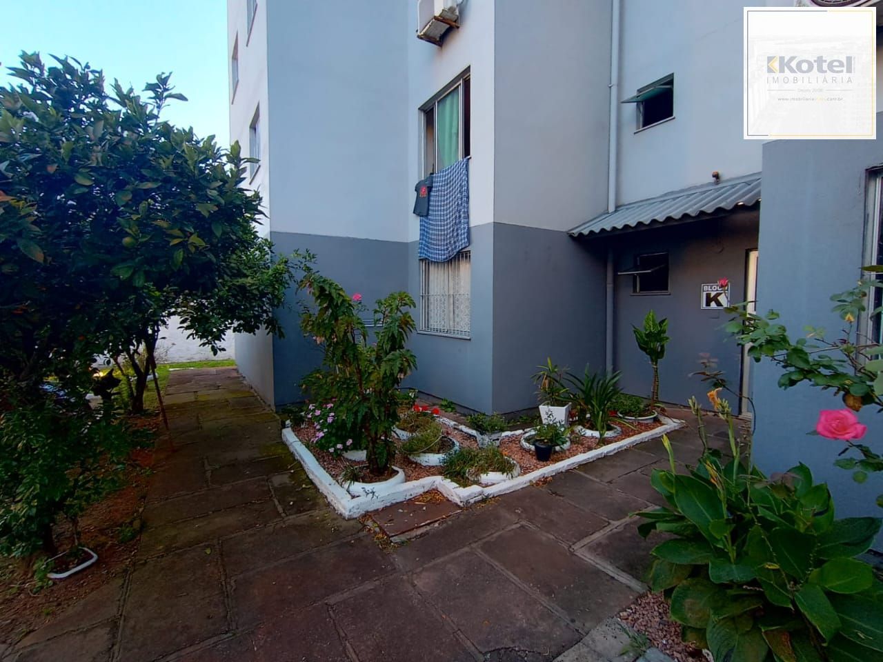 Apartamento de 2 dormitórios e 1 vaga de garagem em Canoas