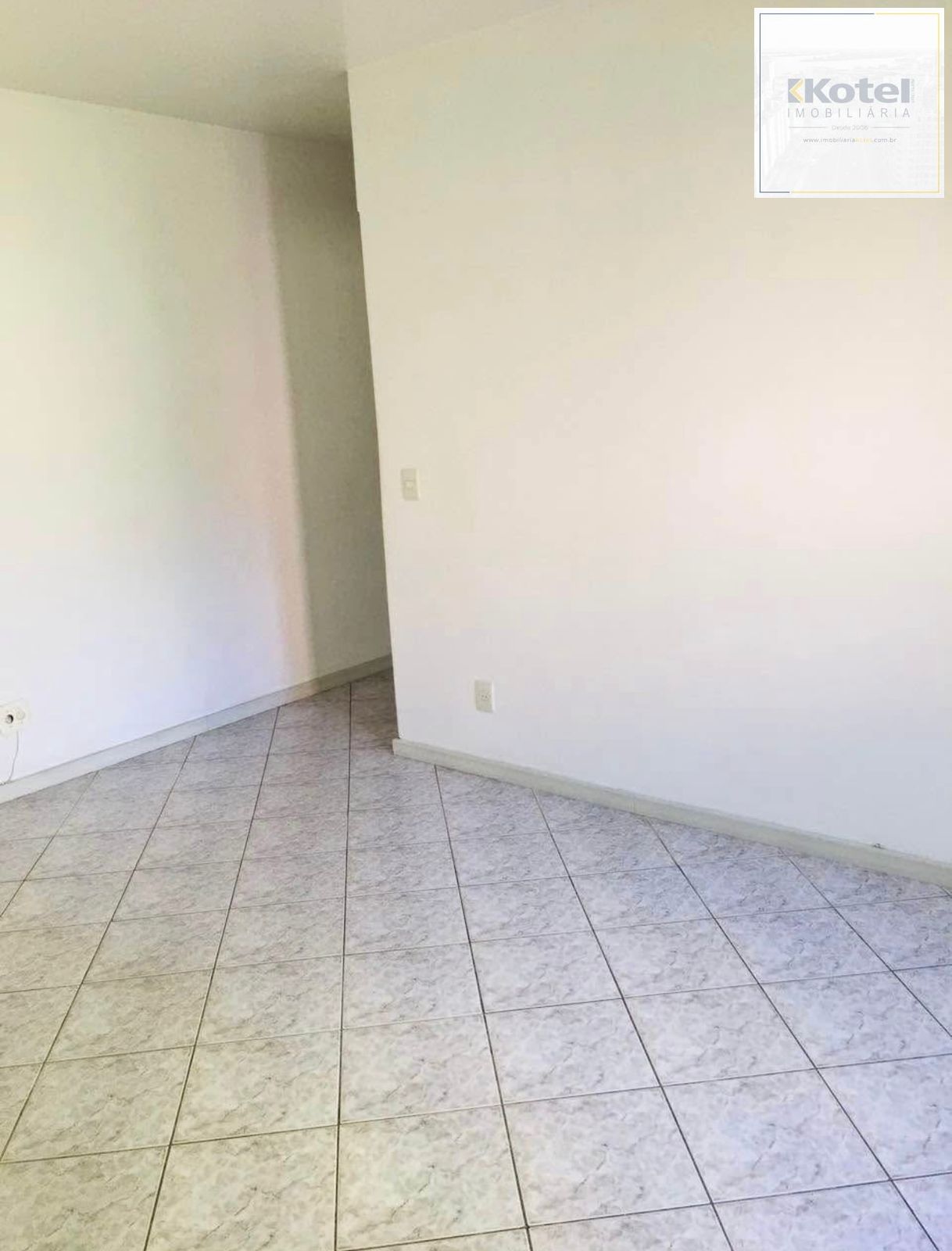Apartamento térreo de 2 dormitórios bairro Morro Santana