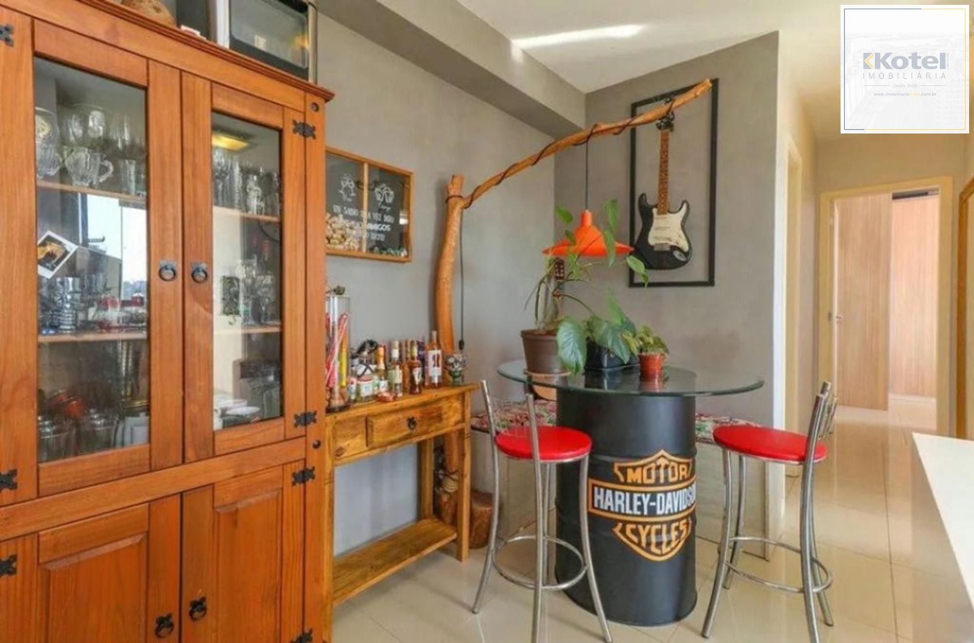 Apartamento com 2 quartos e 55m² à venda em Teresópolis, Porto Alegre.