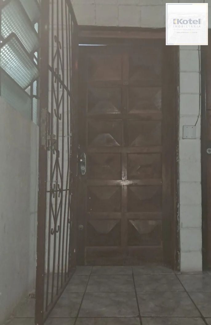 Apartamento Reformado no Rubem Berta | 2 Quartos, Vaga e Escriturado