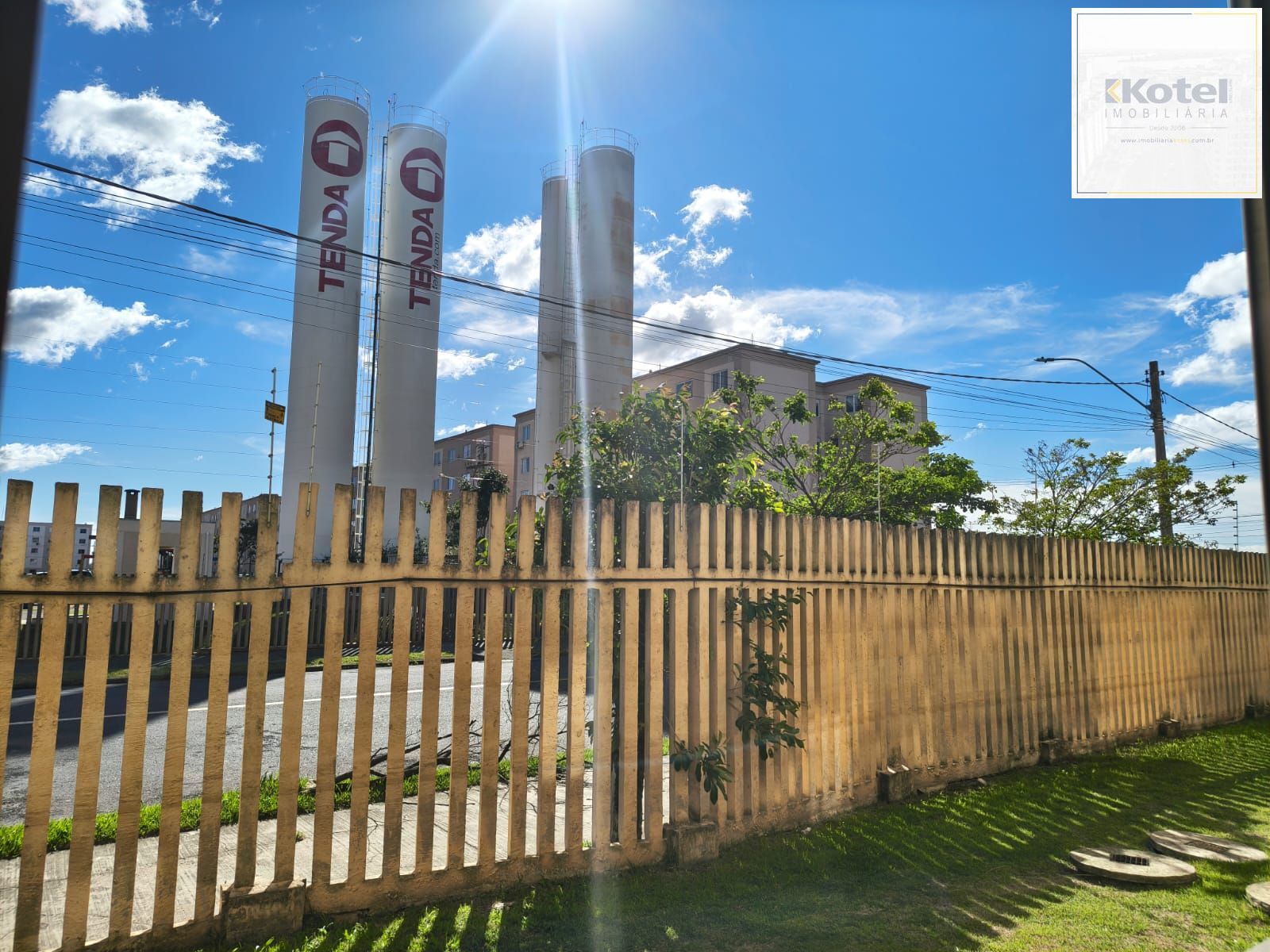 Apartamento Térreo, 2 quartos, vaga, piscina e portaria 24hr no bairro Sarandi. — foto 2