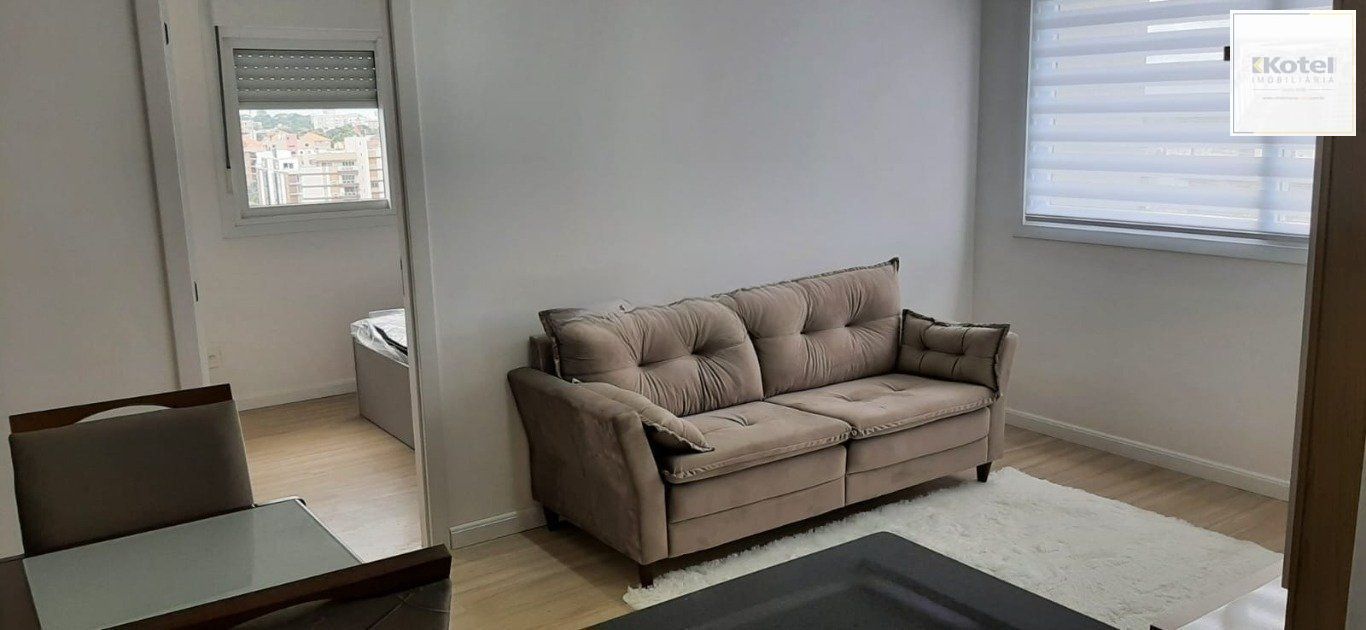 Apartamento com 1  Dormitório, piscina e elevador no Centro de Canoas.