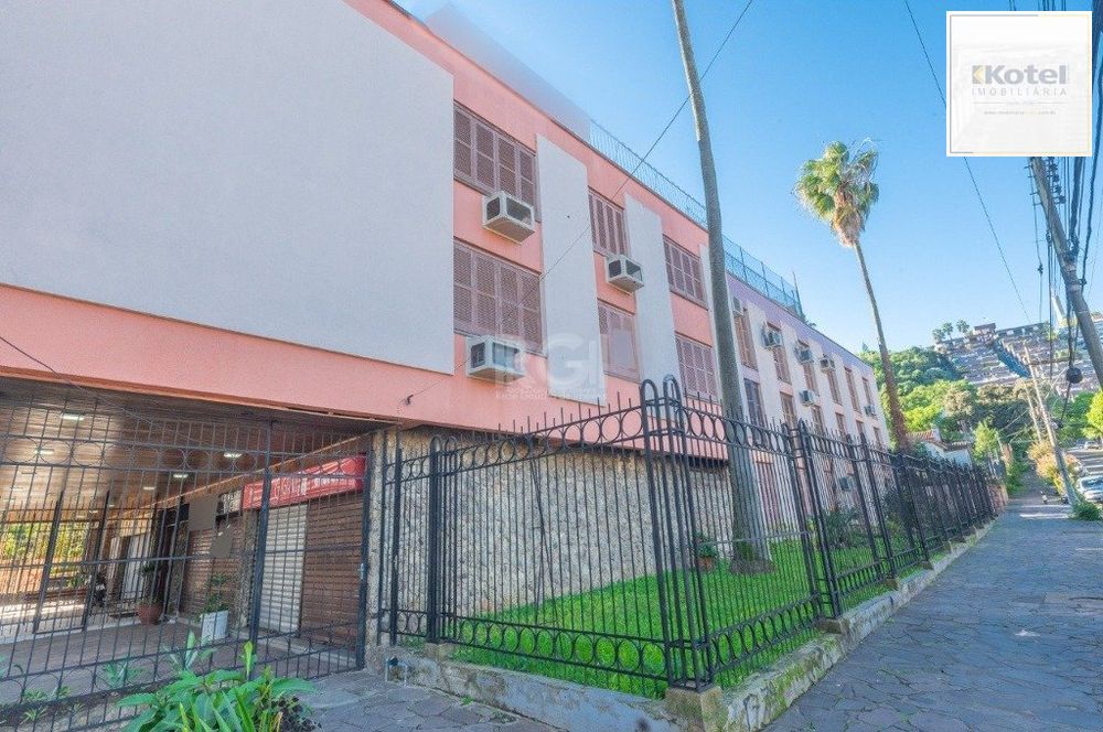 Apartamento térreo de 2 dormitórios e 1 vaga no bairro Praia de Belas — foto 2