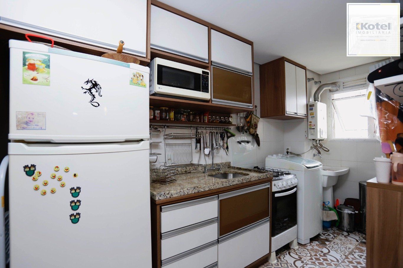 Apartamento 2 Dormitórios com Elevador e 2 Vagas à Venda no Jardim Carvalho