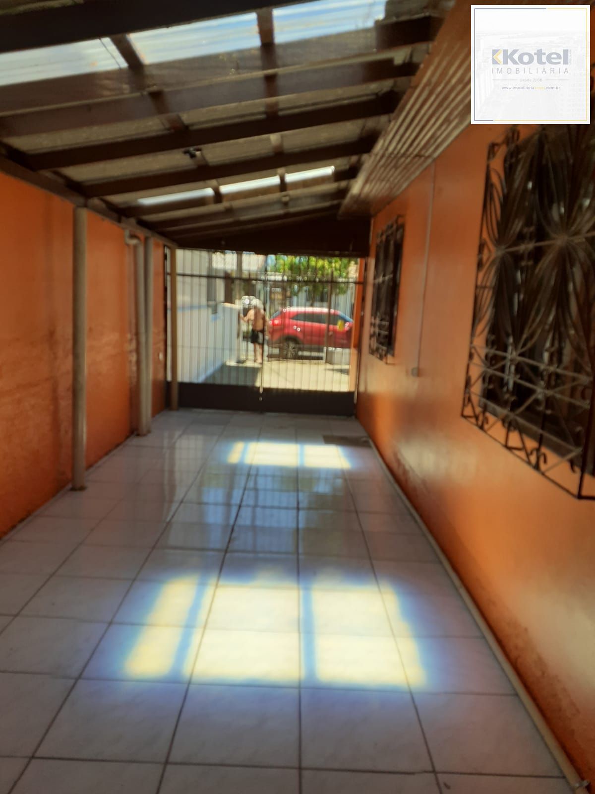 Duas Casas no Mesmo Terreno com 169m² e Entradas Independentes — foto 5