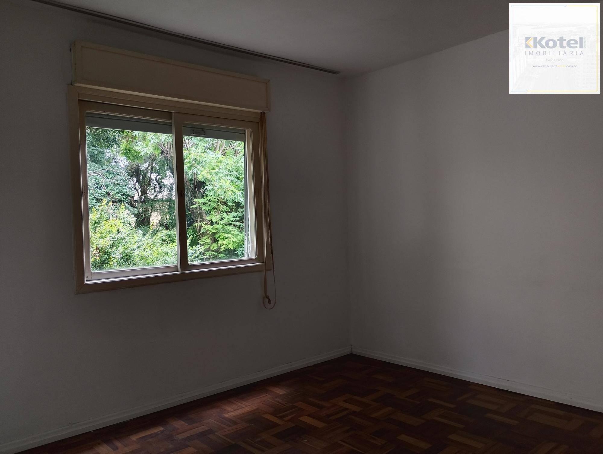Apartamento à venda com 2 Dormitórios vaga no bairro Petropolis — foto 5