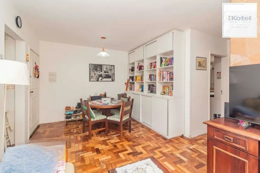 Apartamento com 2 quartos e 58m² à venda em Passo da Areia, Porto Alegre. — foto 3