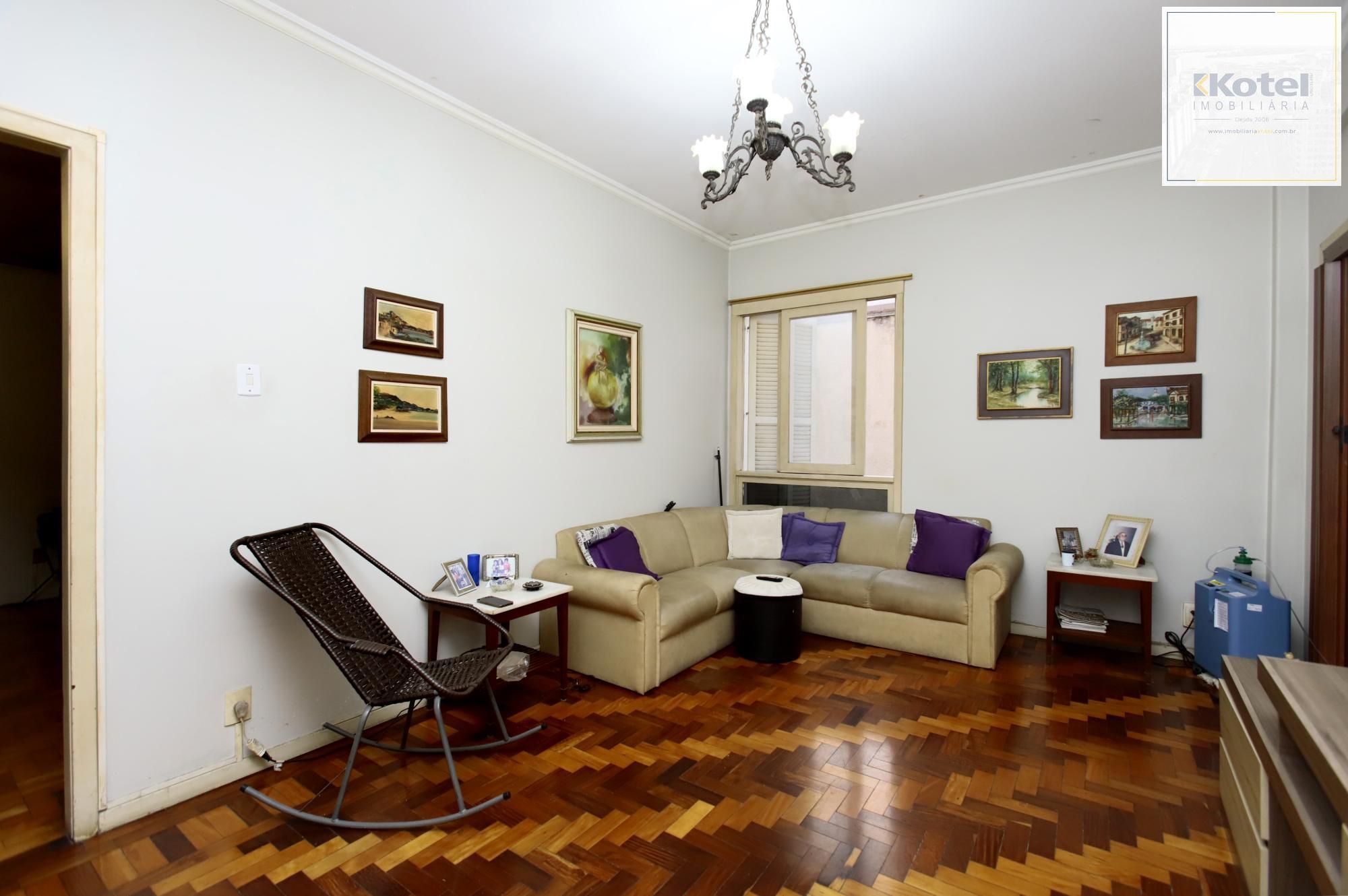 Apartamento 3 quartos com elevador no centro de Porto Alegre para Comprar