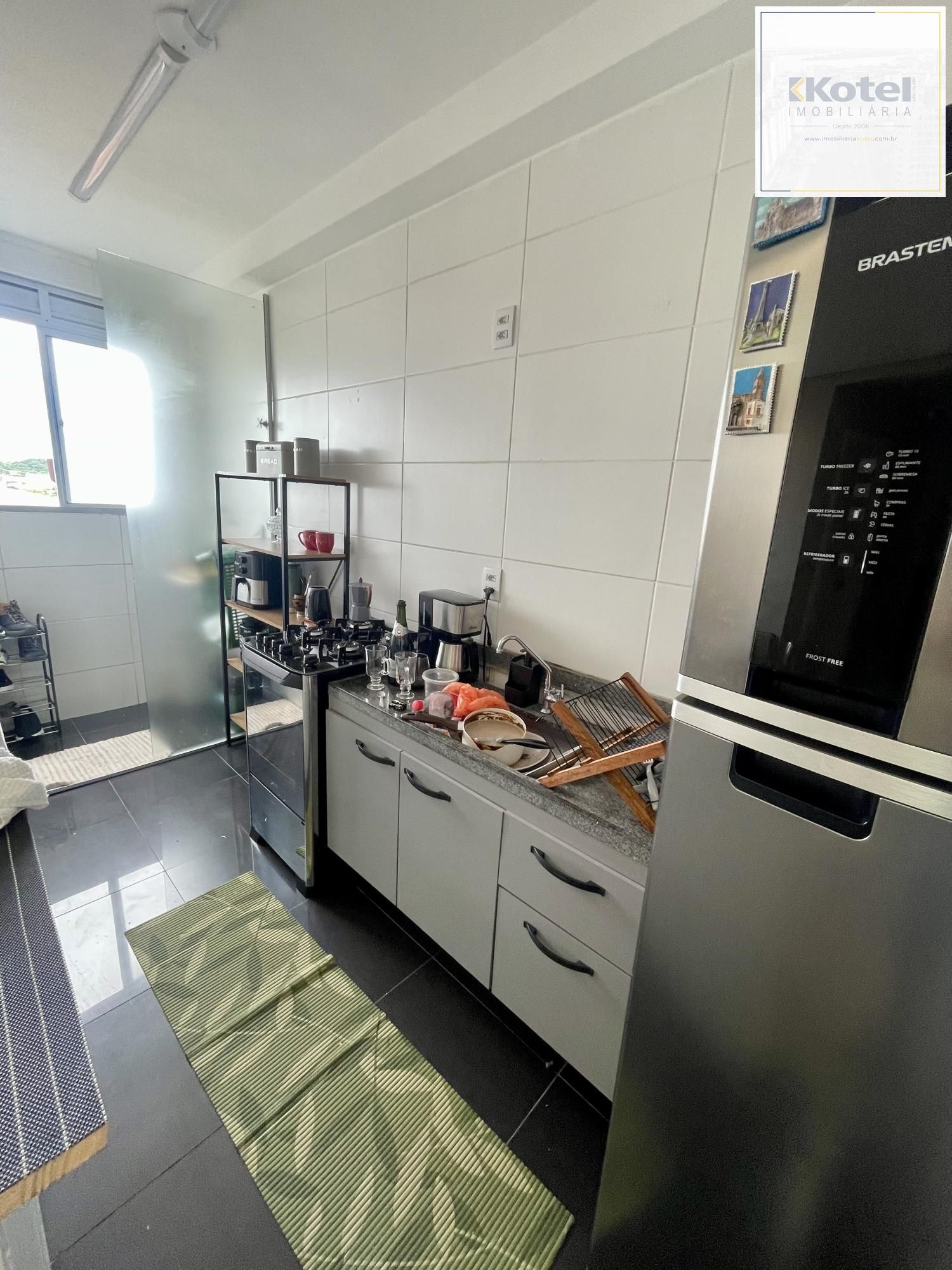 Apartamento de 2 quartos, 1 suíte e 1 vaga de garagem em condomínio fechado — foto 4