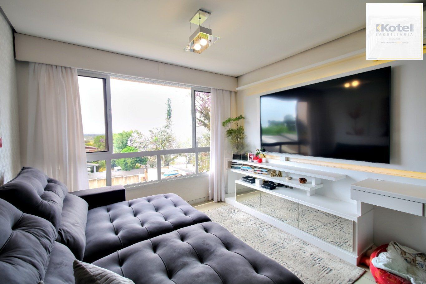 Apartamento com 2 quartos e 76m² à venda em Cristo Redentor, Porto Alegre.