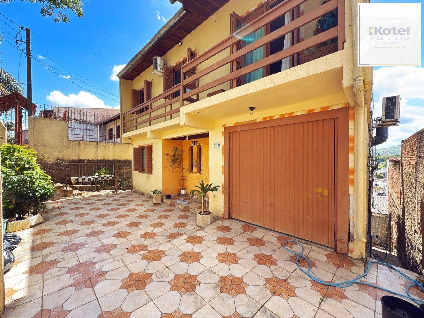 Casa com 3 dormitórios 1 suíte e 2 vagas a venda no Jardim Carvalho
