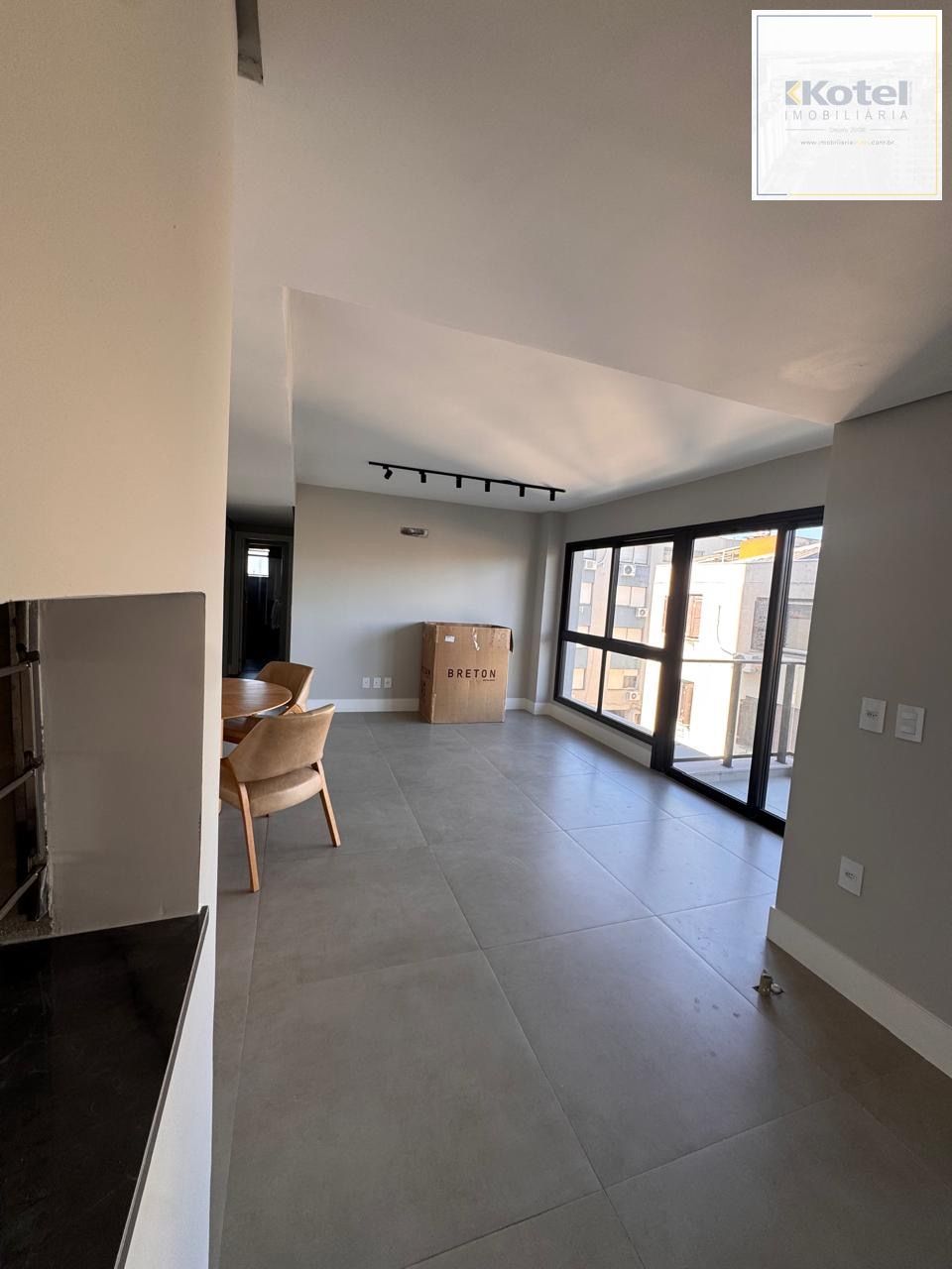 Apartamento 2 dormitórios 1 vaga Rua Lajeado Bairro Petrópolis Porto Alegre — foto 3