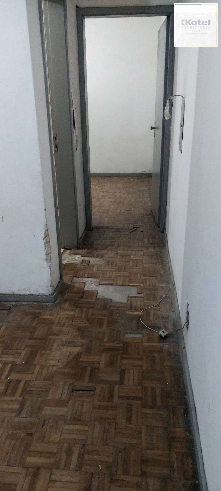 Apartamento térreo de 1 quarto, elevador no bairro Centro Histórico.