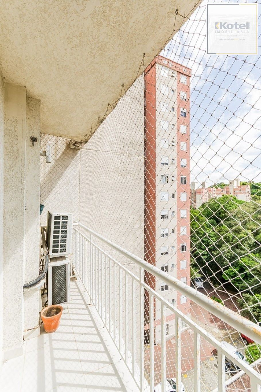 Apartamento 2 Dormitórios 57m² no bairro Morro Santana — foto 4