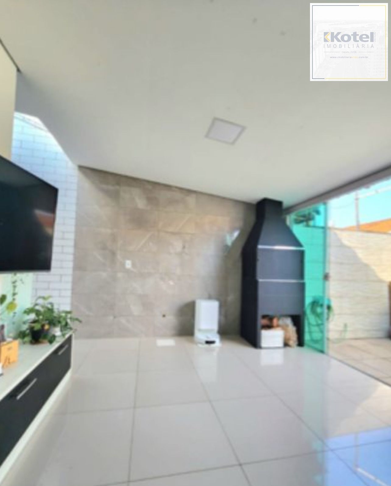 Casa em Condomínio com 2 quartos e 73m² à venda em Jardim Algarve, Alvorada.