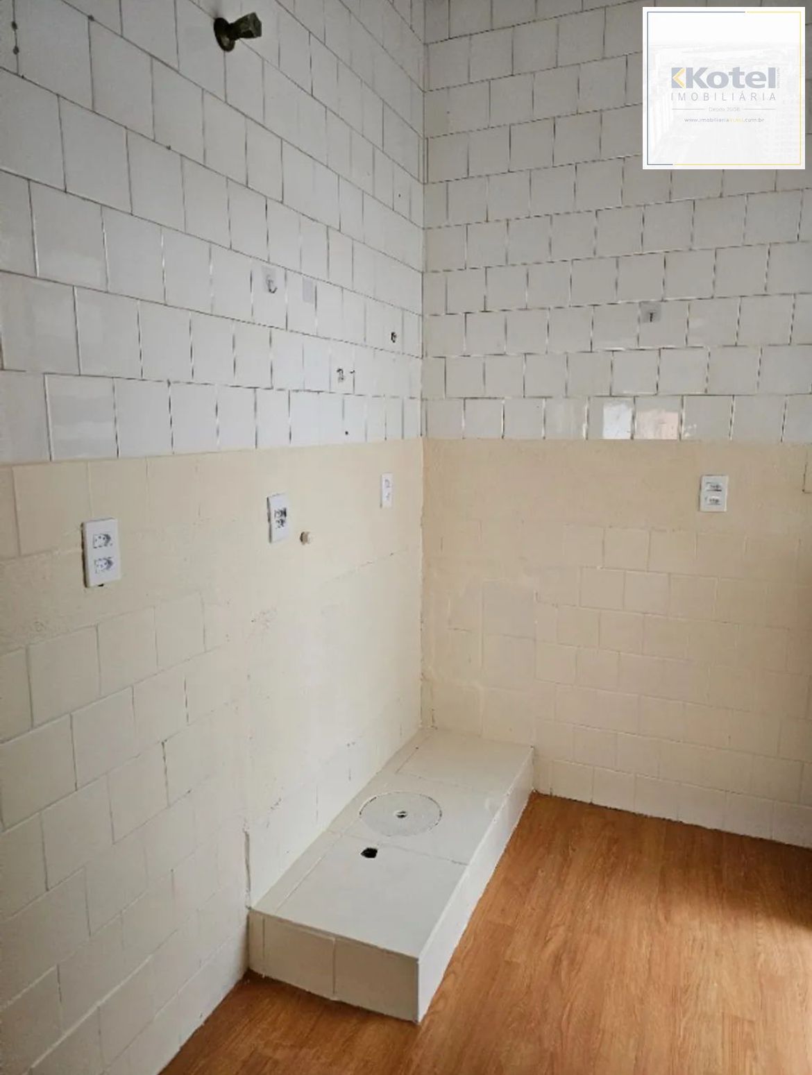 APARTAMENTO, 2 DORMITÓRIOS NO BAIRRO AZENHA EM PORTO ALEGRE PARA COMPRAR — foto 4