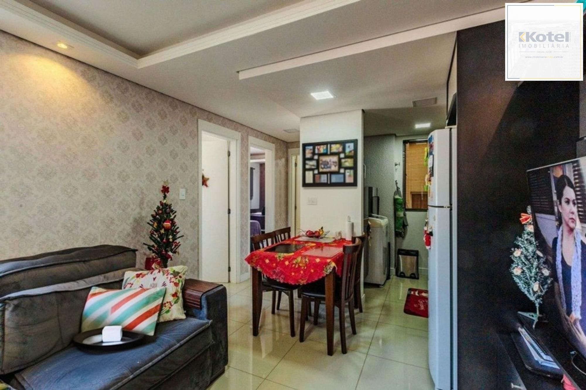 Apartamento semi mobiliado de 2 quartos e 1 vaga no bairro Glória.