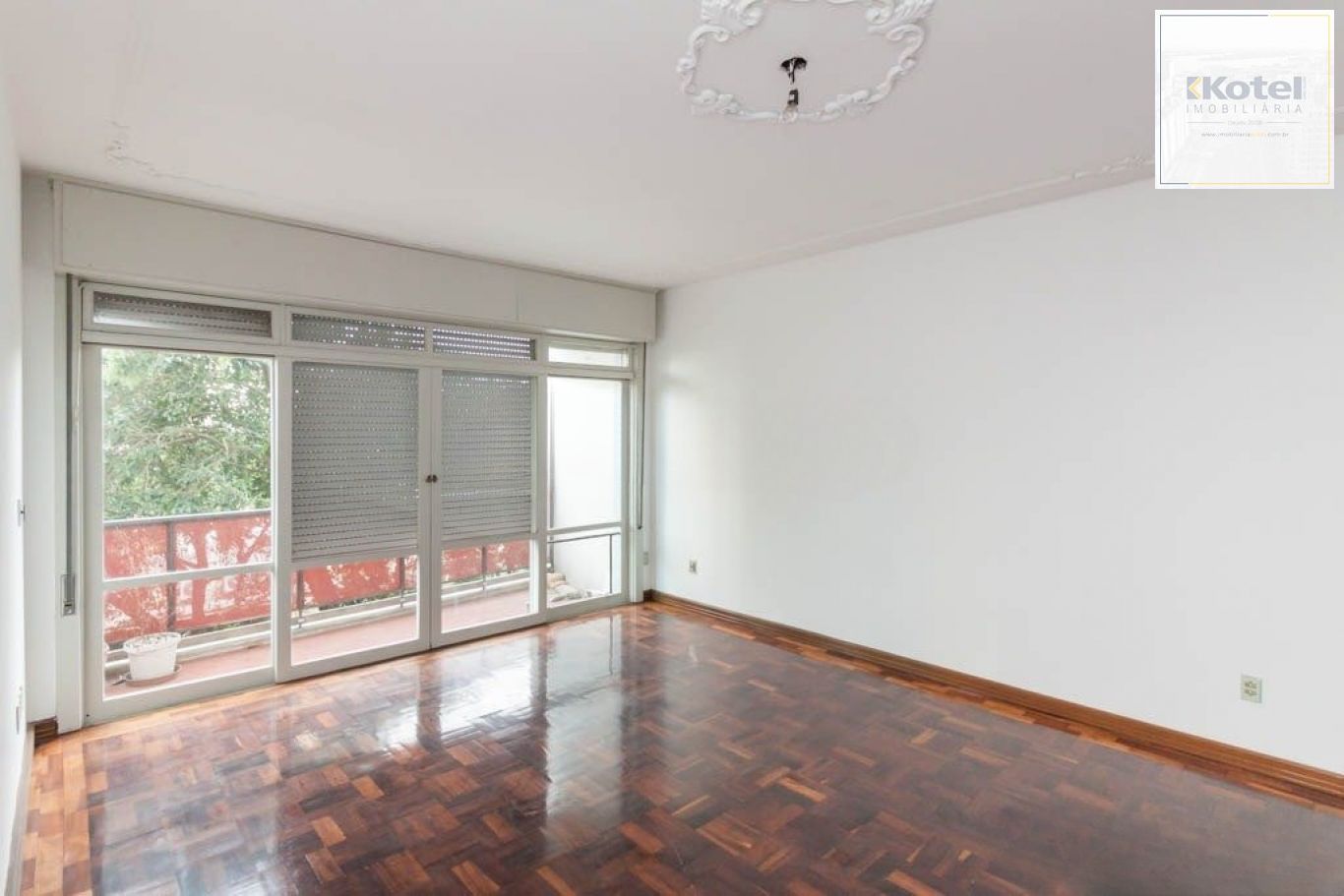 Apartamento de 3 dormitórios no centro Histórico de Porto Alegre.