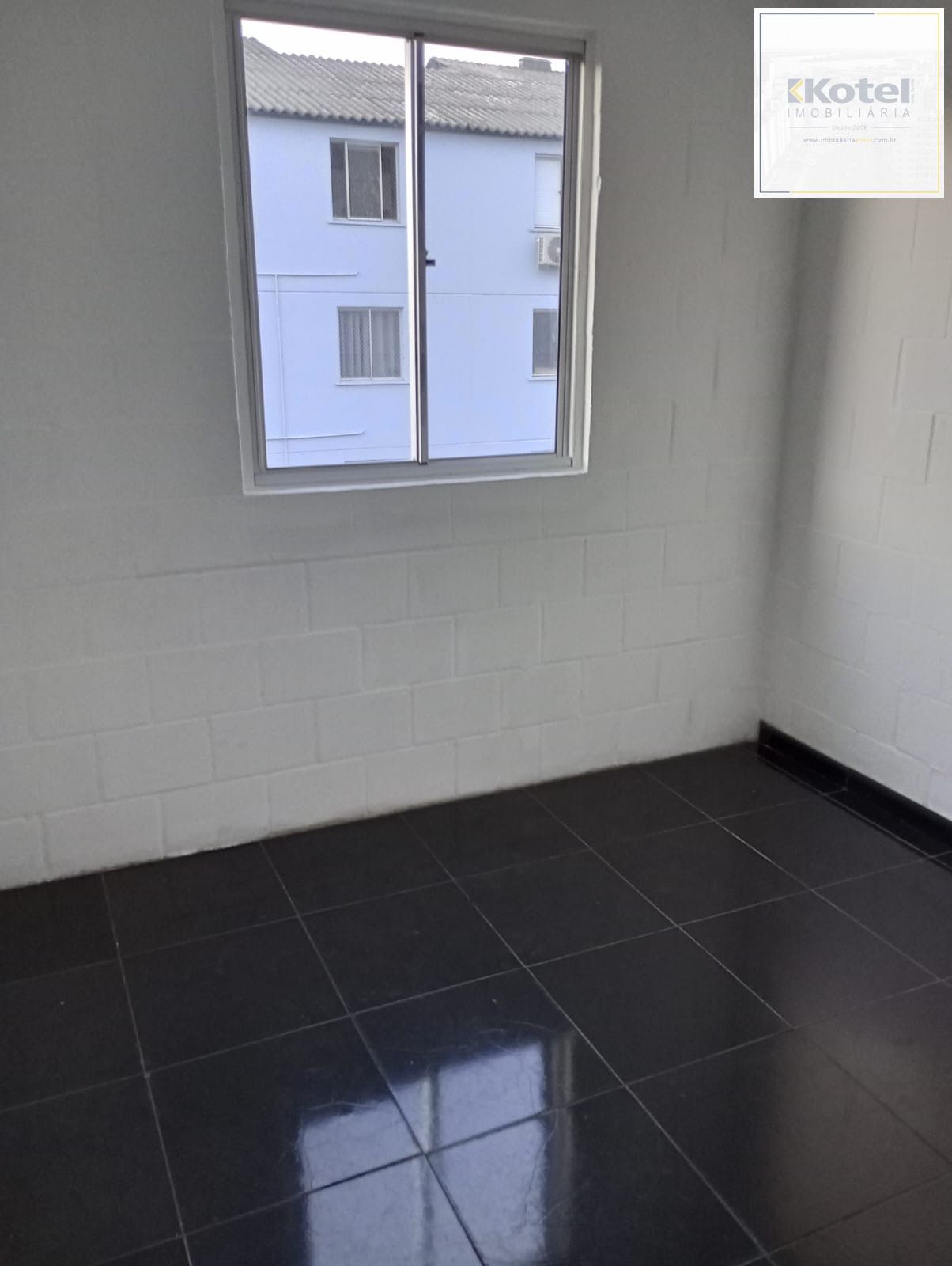 Apartamento com 2 dormitórios Vaga de garagem no Bairro Vila Nova, Porto Alegre
